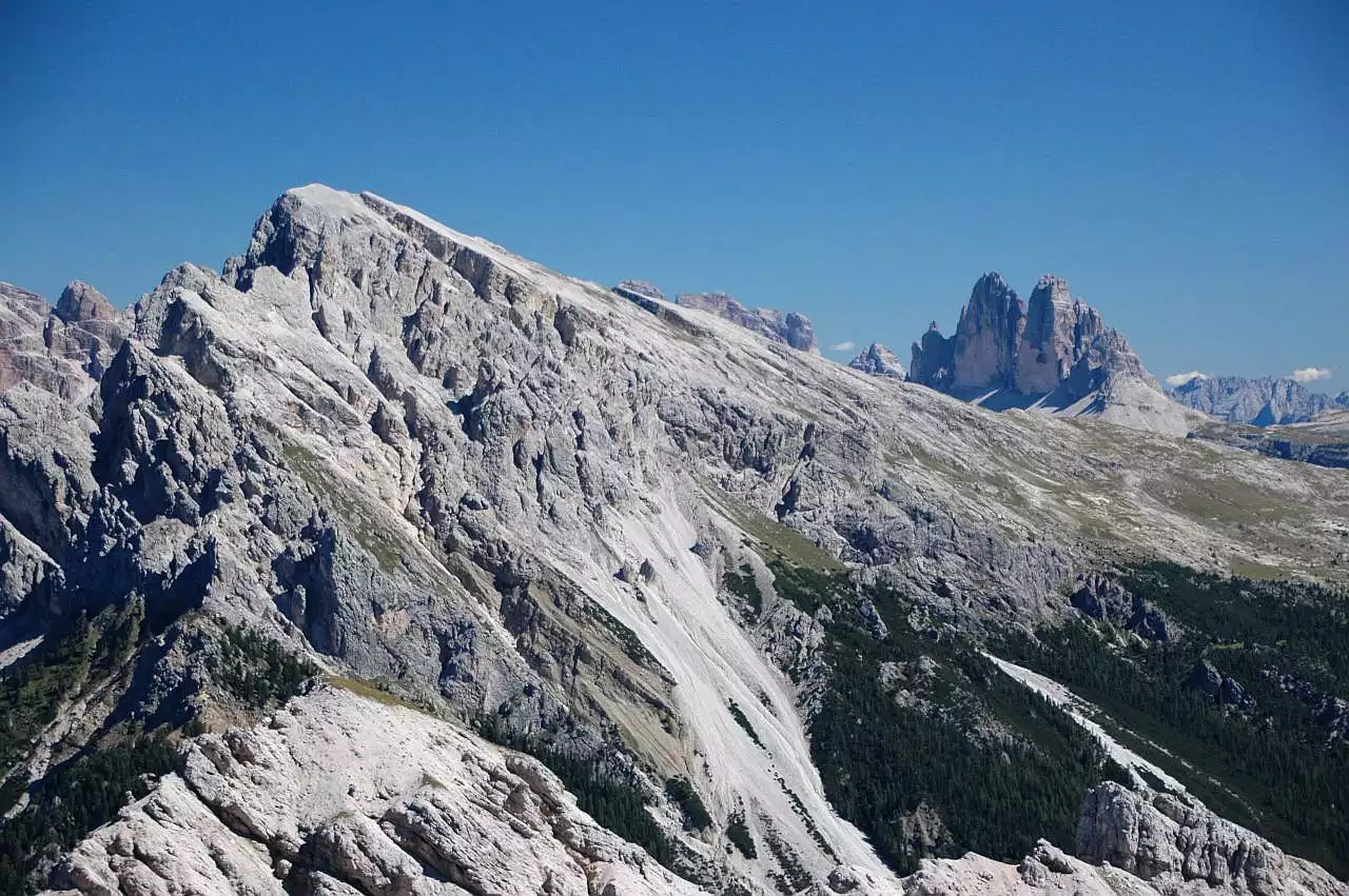Blick vom Dürrenstein zu den Drei Zinnen
