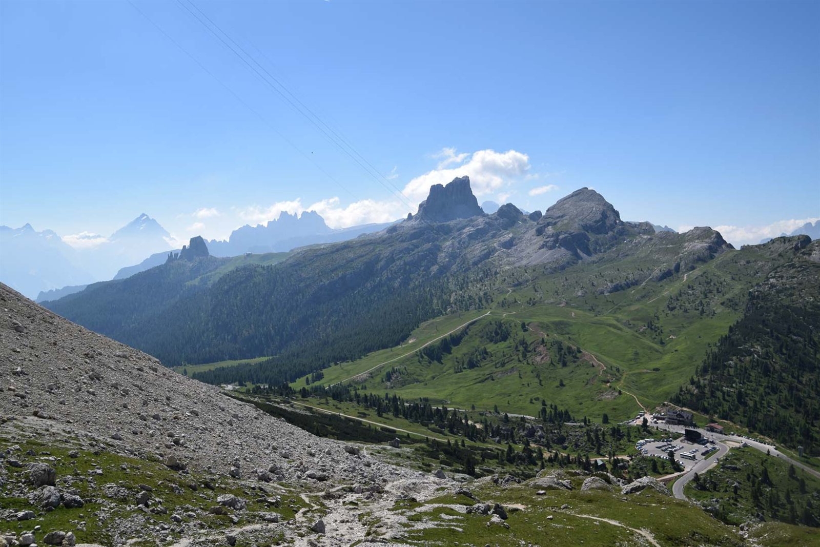 Blick vom Lagazuoi über den Falzarego