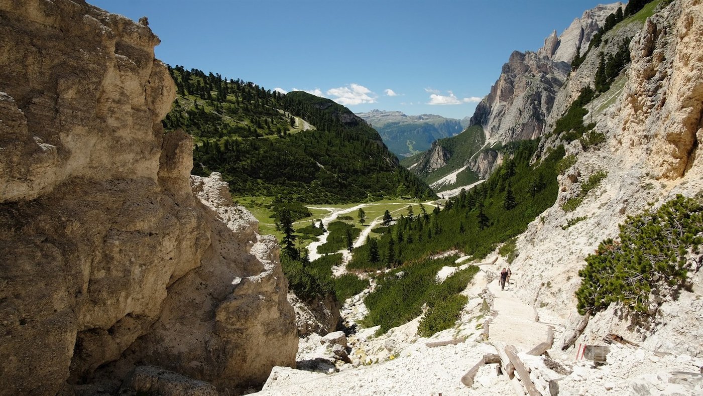 Die steile Schlucht hinter der Scotoni Hütte